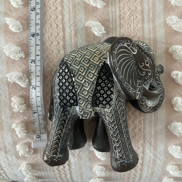 Elephant Decor - Picture 6 of 7